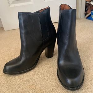 FRYE booties never worn!